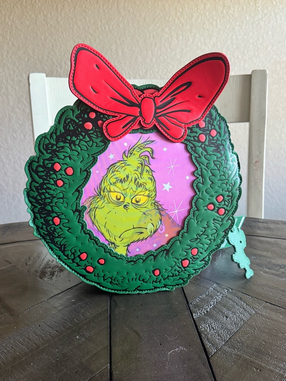 NWT Loungefly Dr Seuss Grinch Christmas Wreath Crossbody Bag Lenticular